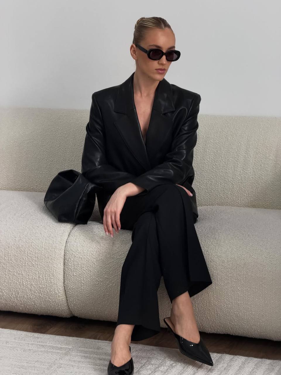 Образ total black. Больше, чем стиль или цвет 