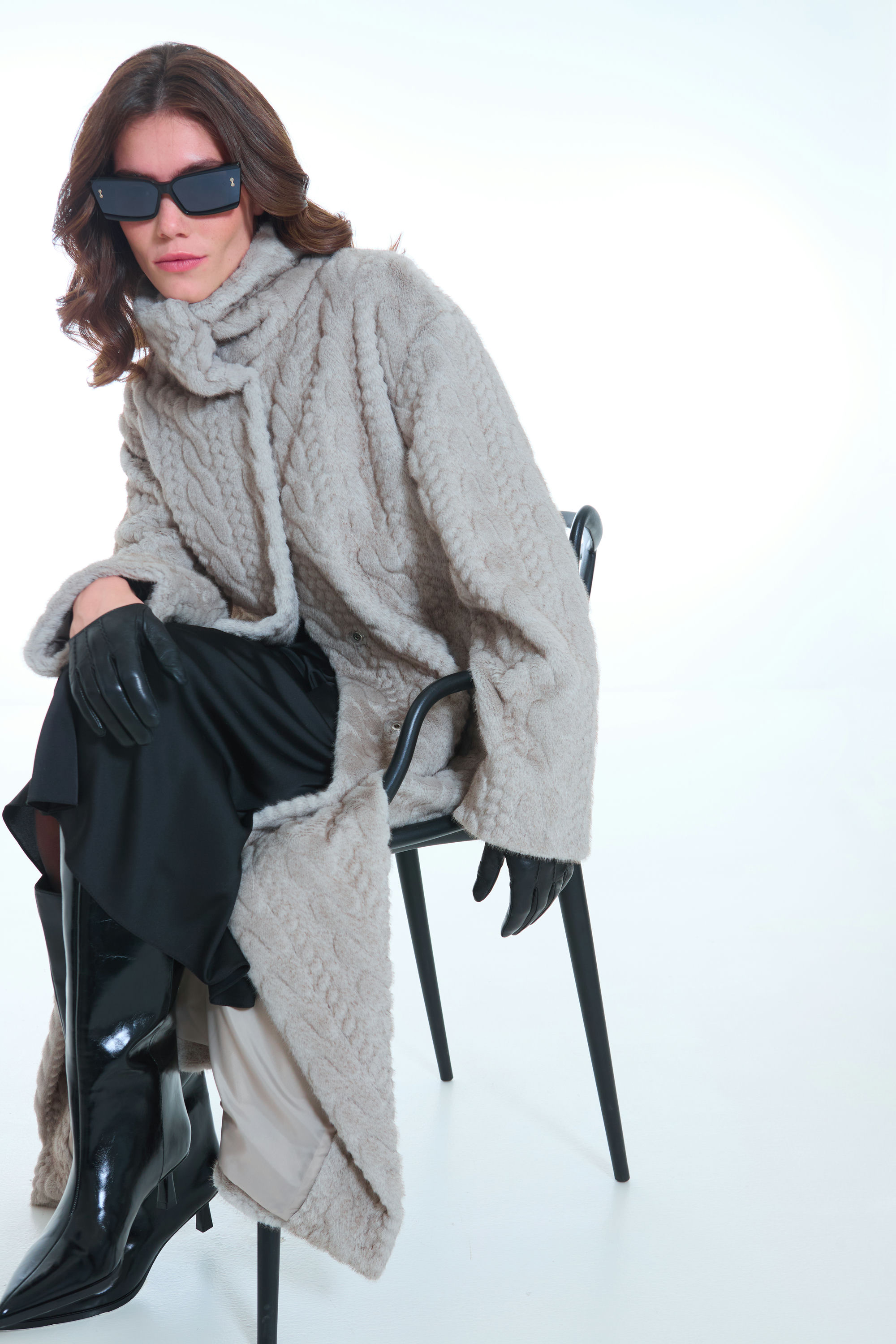 ПАЛЬТО ЖЕНСКОЕ ИЗ ИСКУССТВЕННОГО МЕХА 9-1969