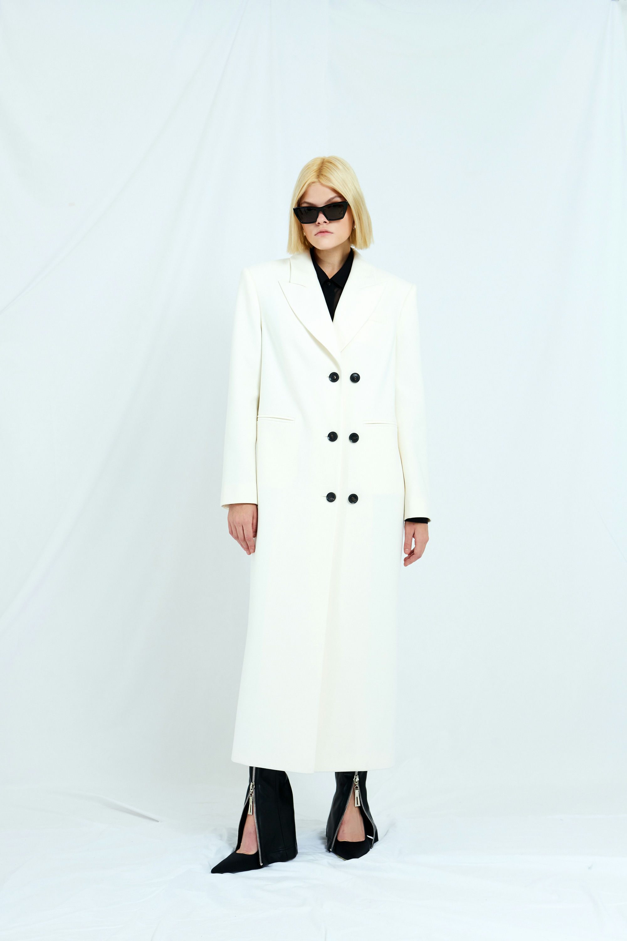 ПАЛЬТО ЖЕНСКОЕ ДЕМИСЕЗОННОЕ 1-819